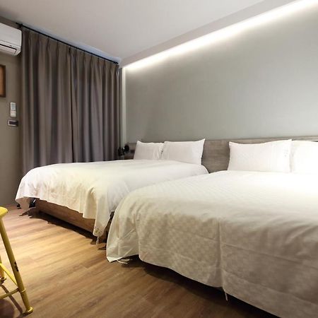 Midori Hostel Kota Hualien Bagian luar foto