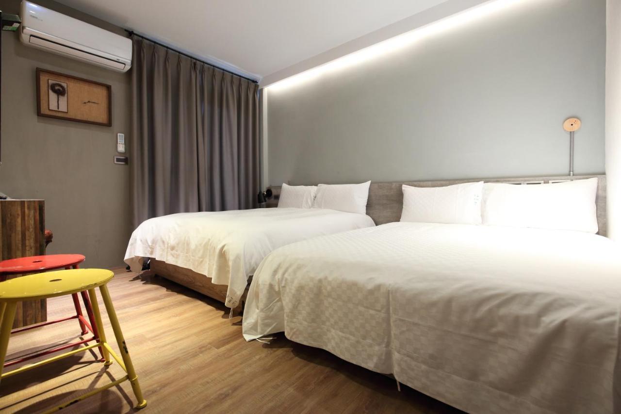 Midori Hostel Kota Hualien Bagian luar foto
